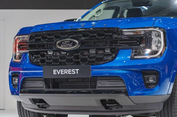 Ford Everest Sport 2.0AT 4×2